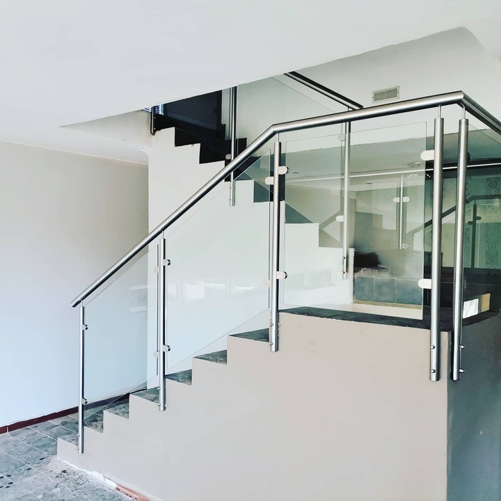 Glass & Stainless Steel