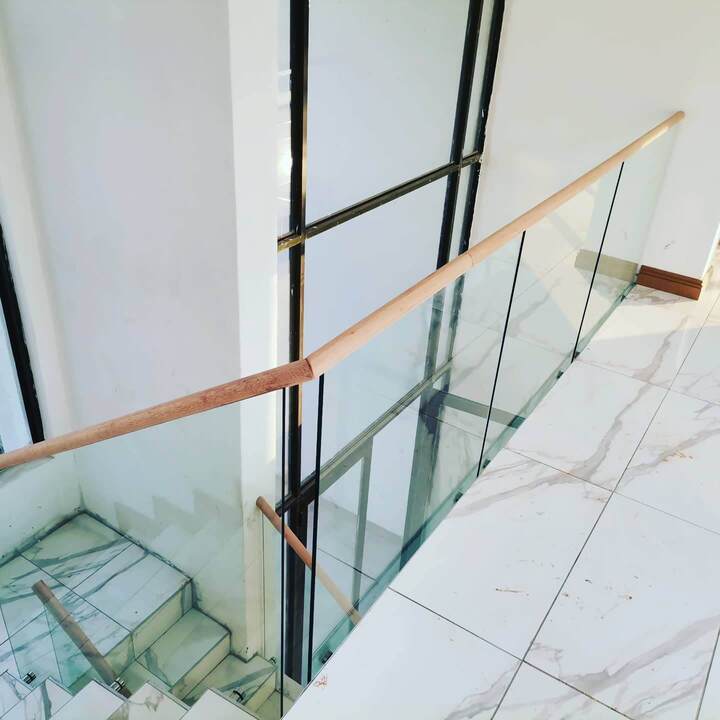 Frameless Glass