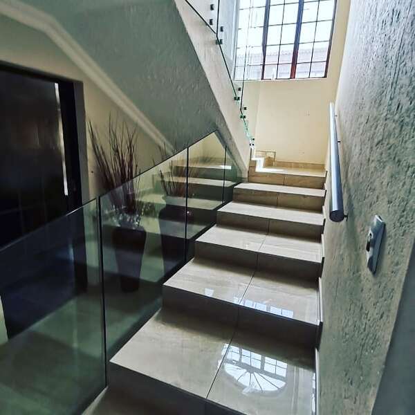 Glass ballustrades for stairs
