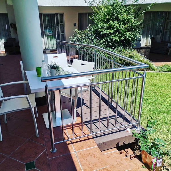 Outdoor ballustrades